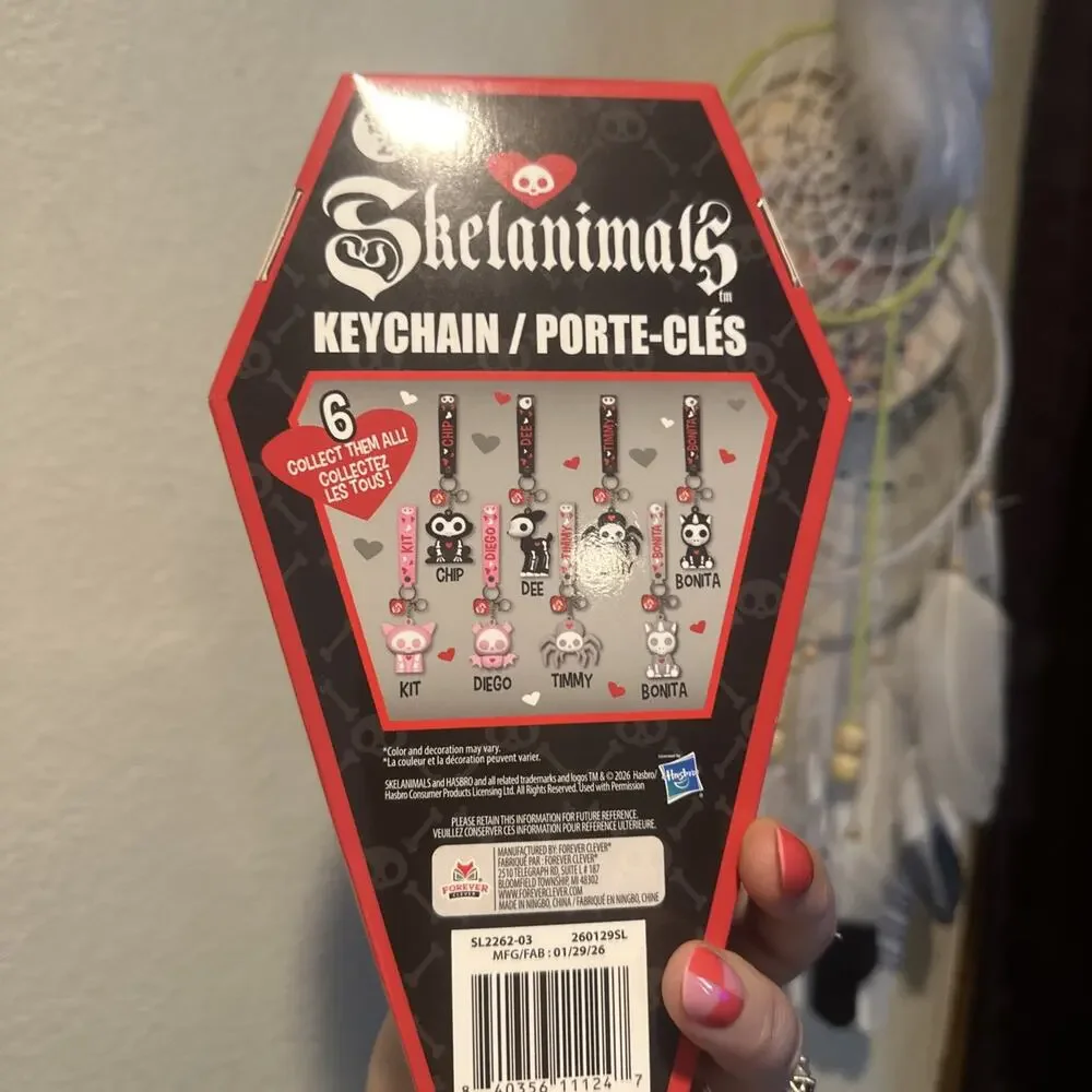 Skelanimals by Hasbro Diego The Bat Keychain Skeleton Series 2 HTF Pink Bat